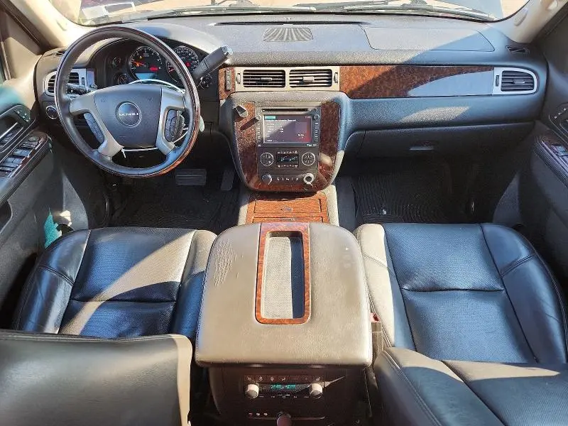 2013 GMC YUKON DENALI  