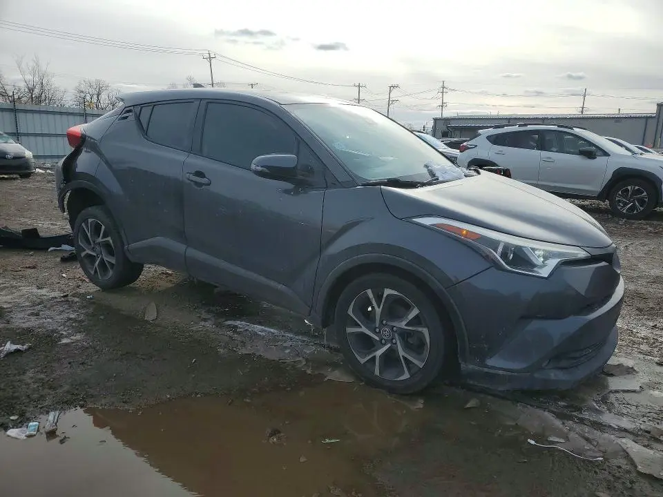 2018 TOYOTA C-HR XLE  