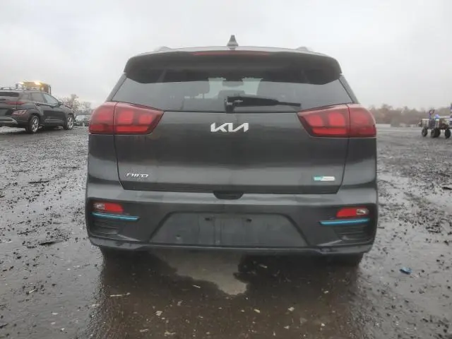 2022 KIA NIRO S  