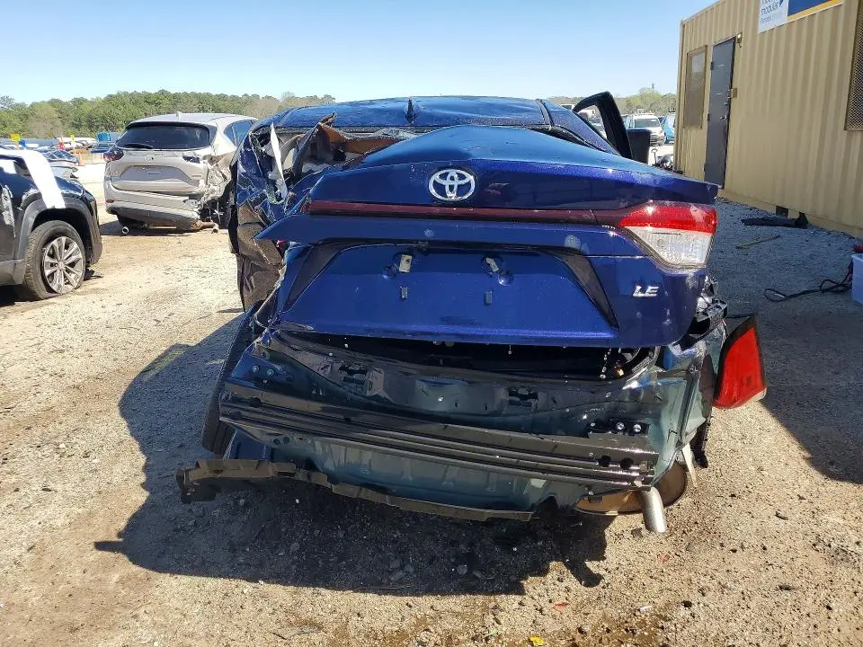2021 TOYOTA COROLLA LE  