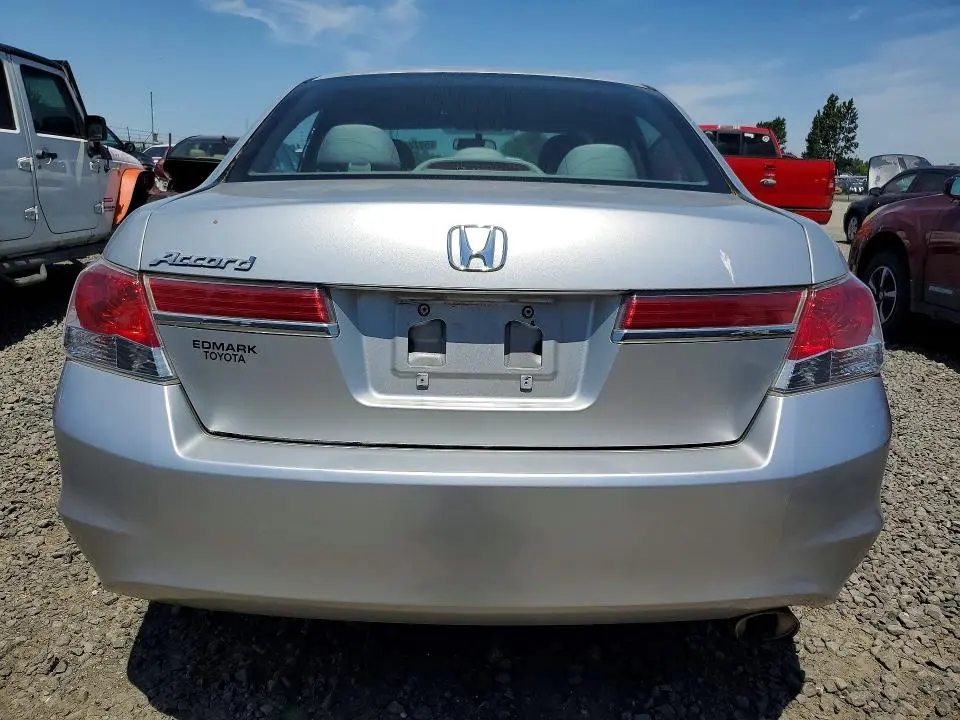 2012 HONDA ACCORD LX  