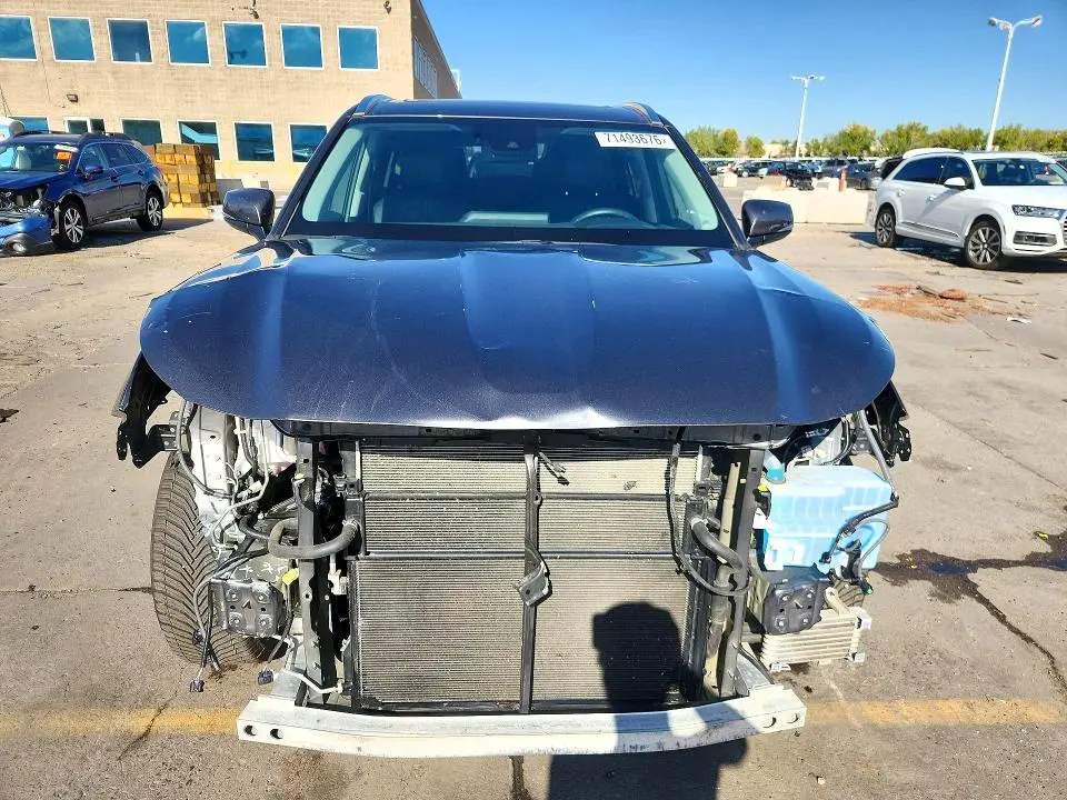 2020 TOYOTA HIGHLANDER HYBRID XLE  