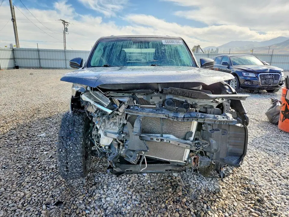 2015 TOYOTA 4RUNNER SR5  
