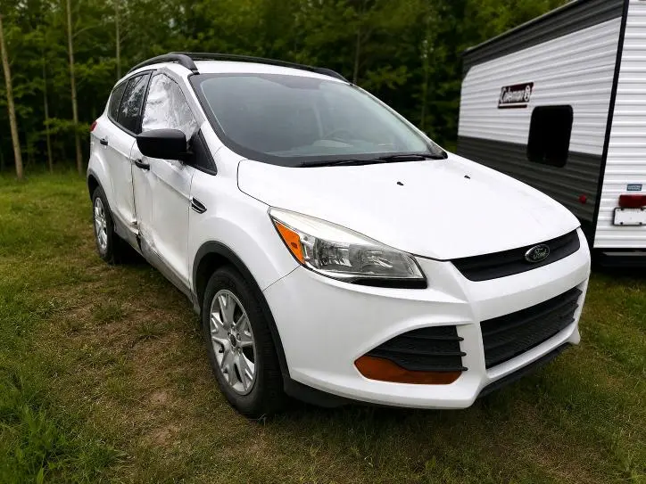 2016 FORD ESCAPE S  
