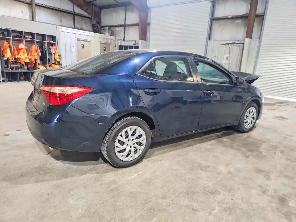 2017 TOYOTA COROLLA LE  