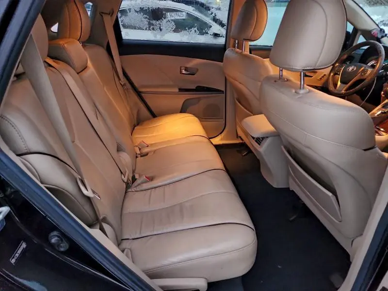 2013 TOYOTA VENZA LE  