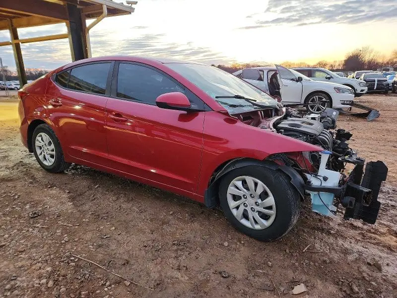 2018 HYUNDAI ELANTRA SE  