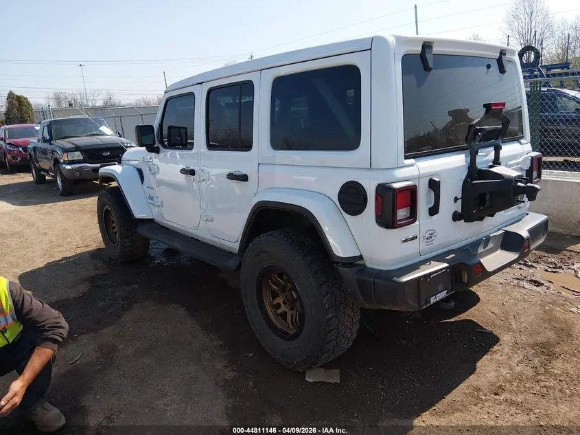 2022 JEEP WRANGLER UNLIMITED SAHARA 4X4