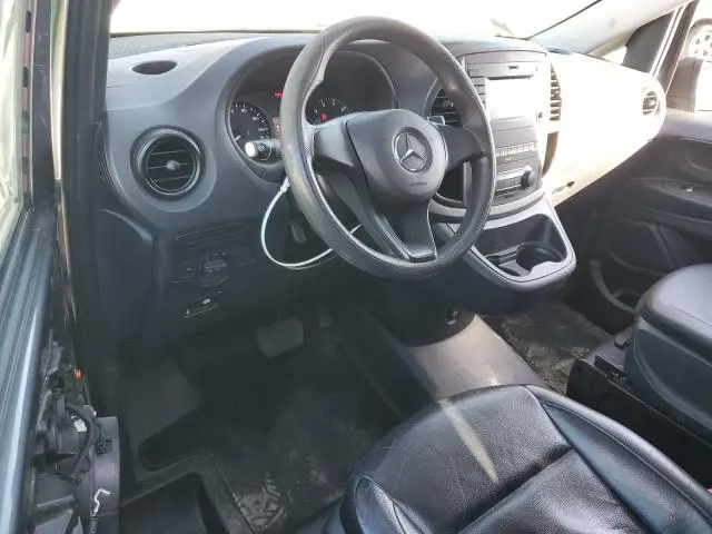 2017 MERCEDES-BENZ METRIS   