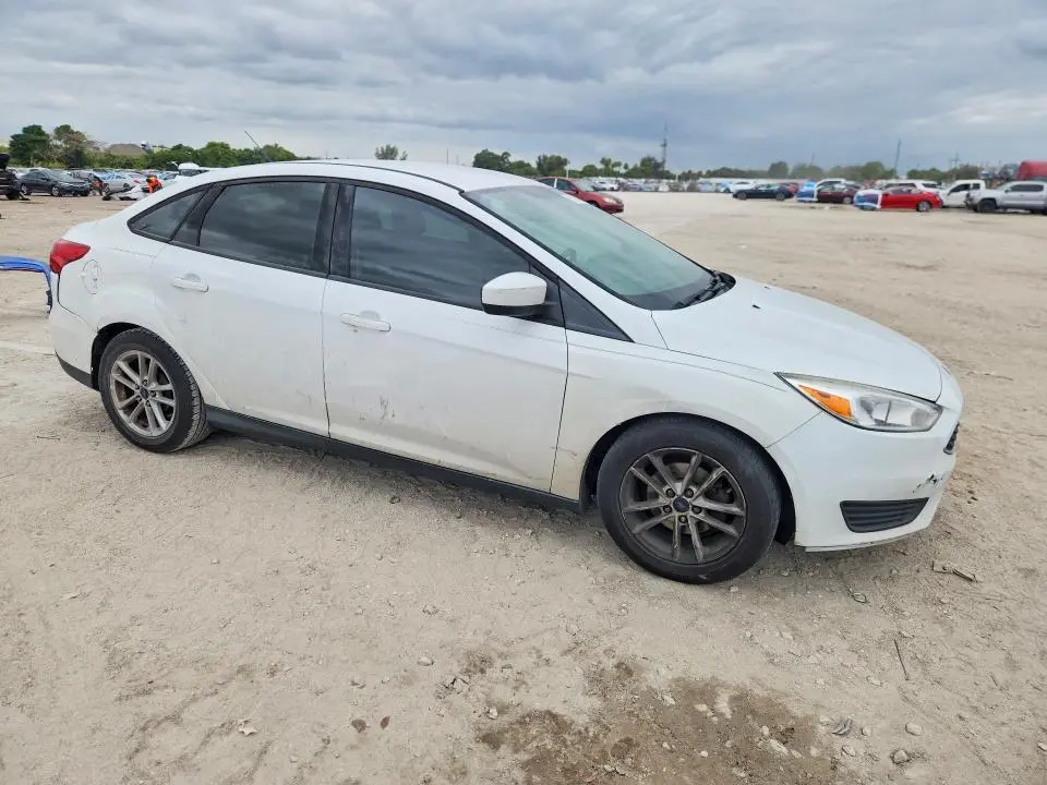 2018 FORD FOCUS SE  