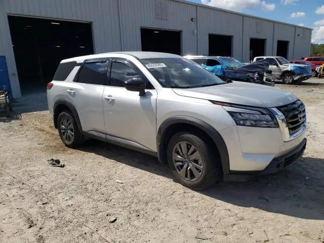2024 NISSAN PATHFINDER S  