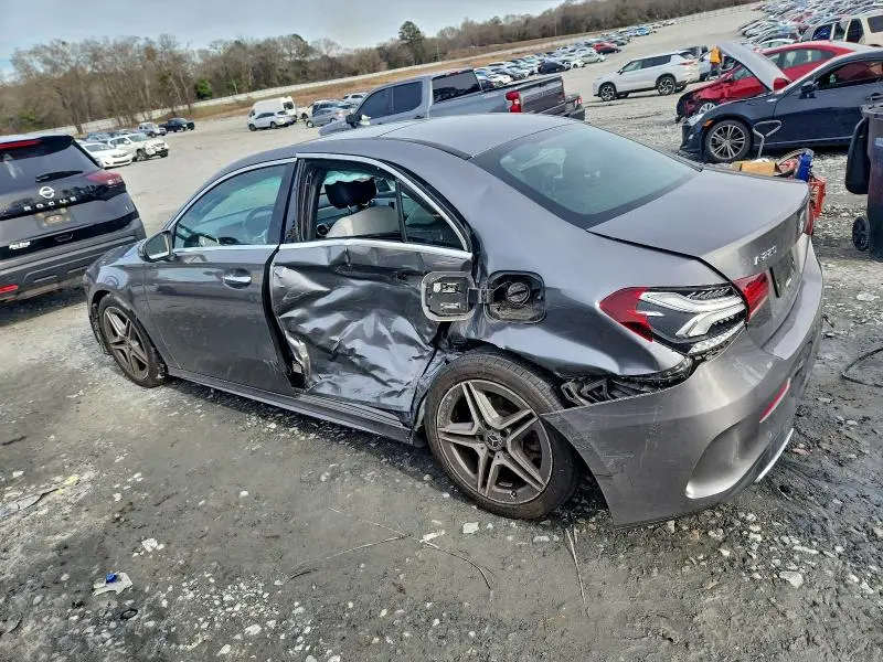 2019 MERCEDES-BENZ A 220  
