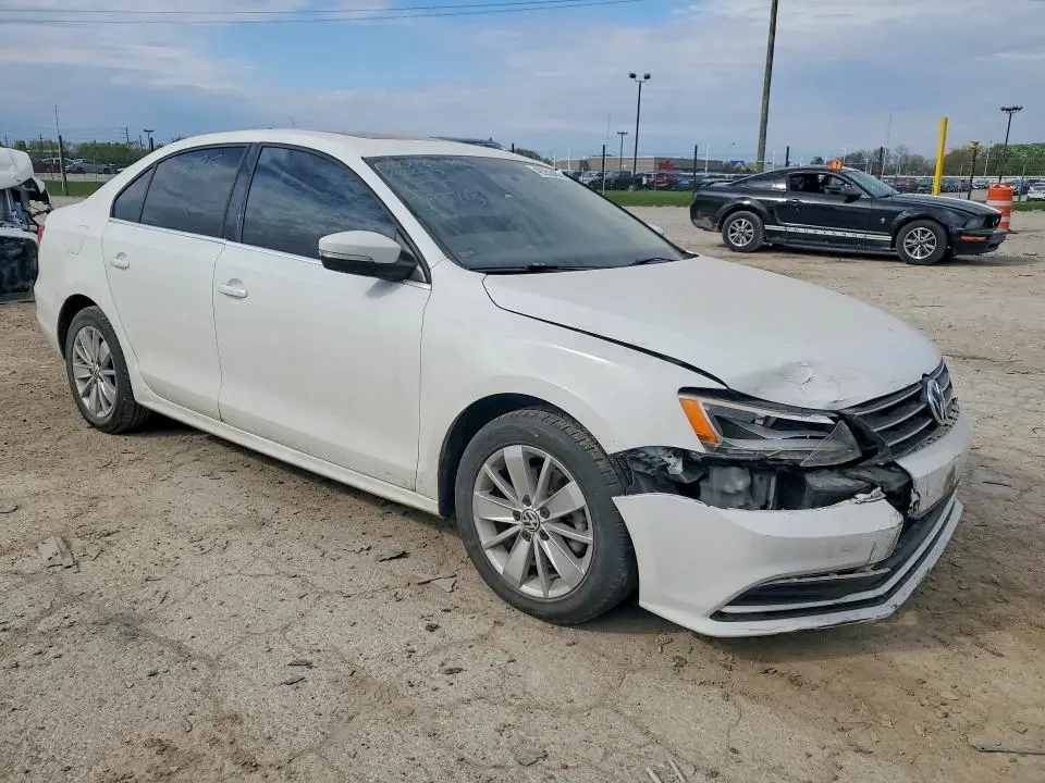 2015 VOLKSWAGEN JETTA TDI  