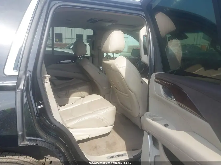 2015 CADILLAC ESCALADE LUXURY