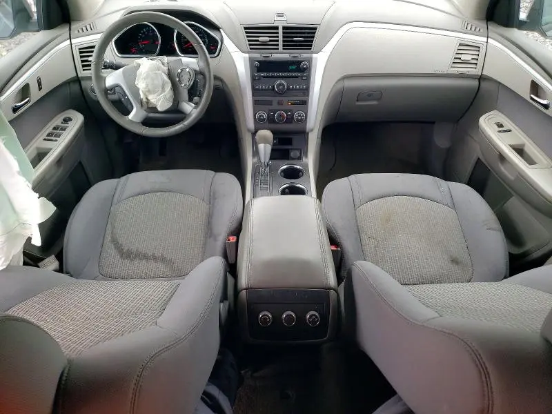 2011 CHEVROLET TRAVERSE LS  