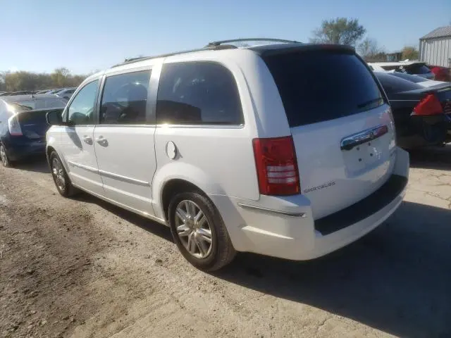 2010 CHRYSLER TOWN & COUNTRY TOURING  