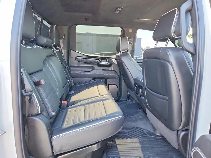2024 GMC SIERRA K1500 AT4X  