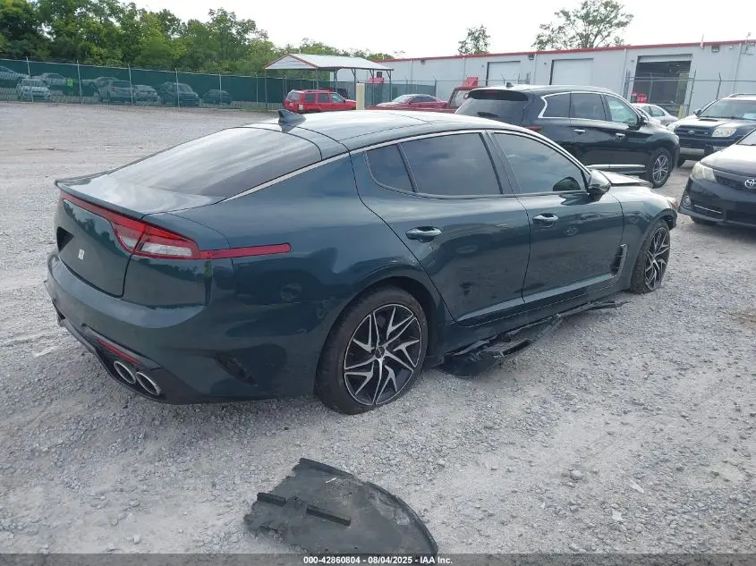 2022 KIA STINGER GT-LINE