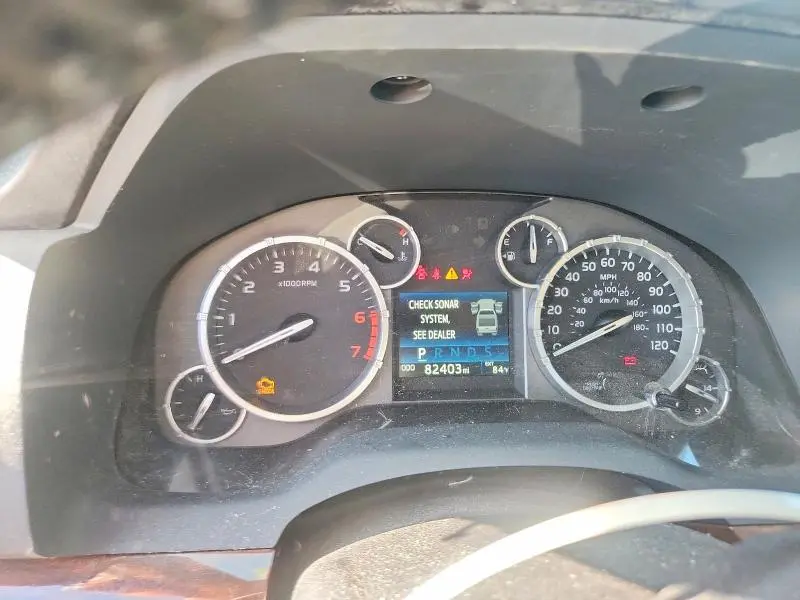 2017 TOYOTA TUNDRA CREWMAX LIMITED  