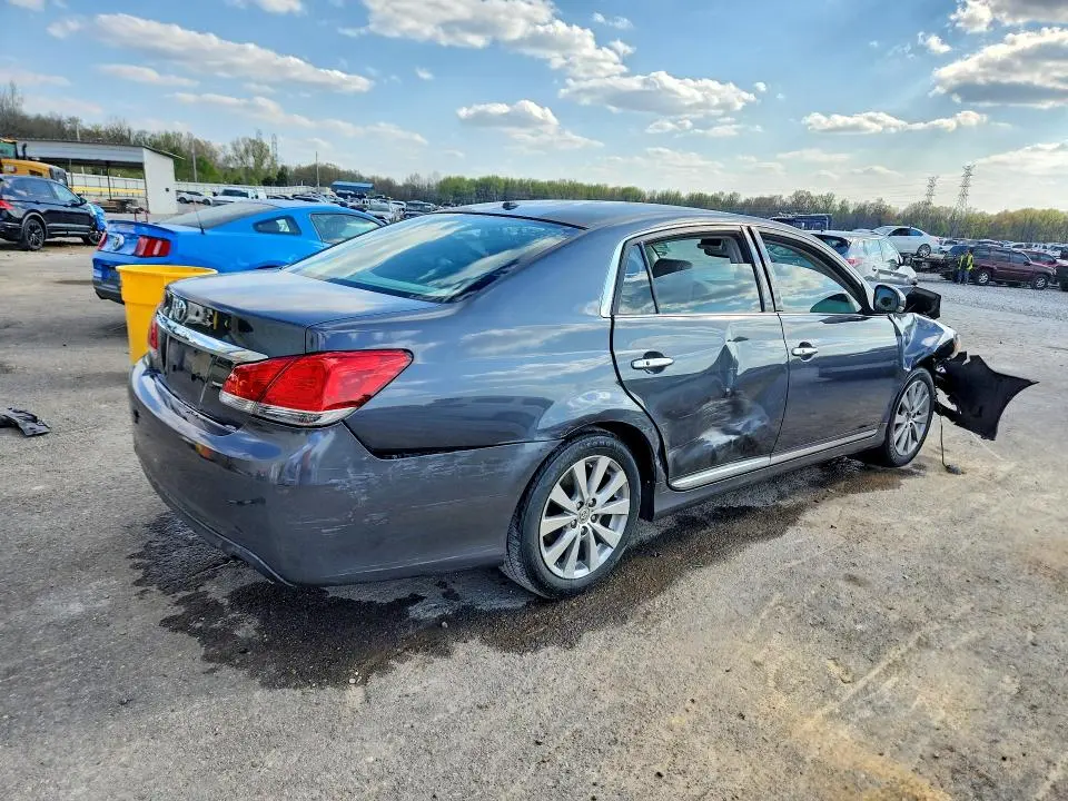 2011 TOYOTA AVALON LIMITED  