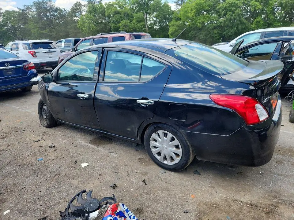 2019 NISSAN VERSA SV  