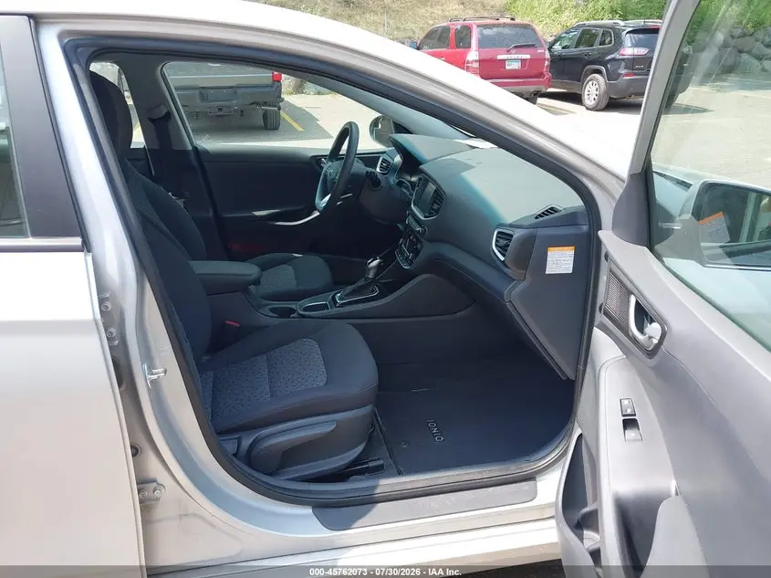 2018 HYUNDAI IONIQ HYBRID BLUE
