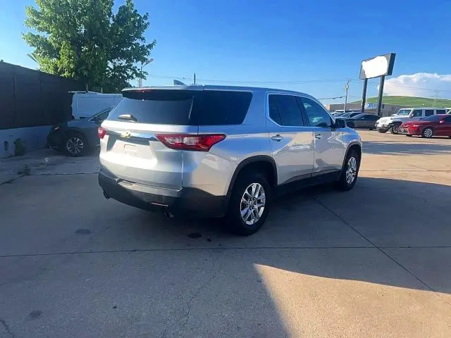2020 CHEVROLET TRAVERSE LS  