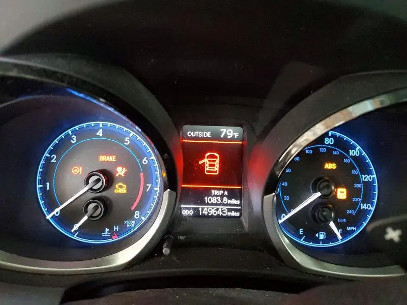 2016 TOYOTA COROLLA S  