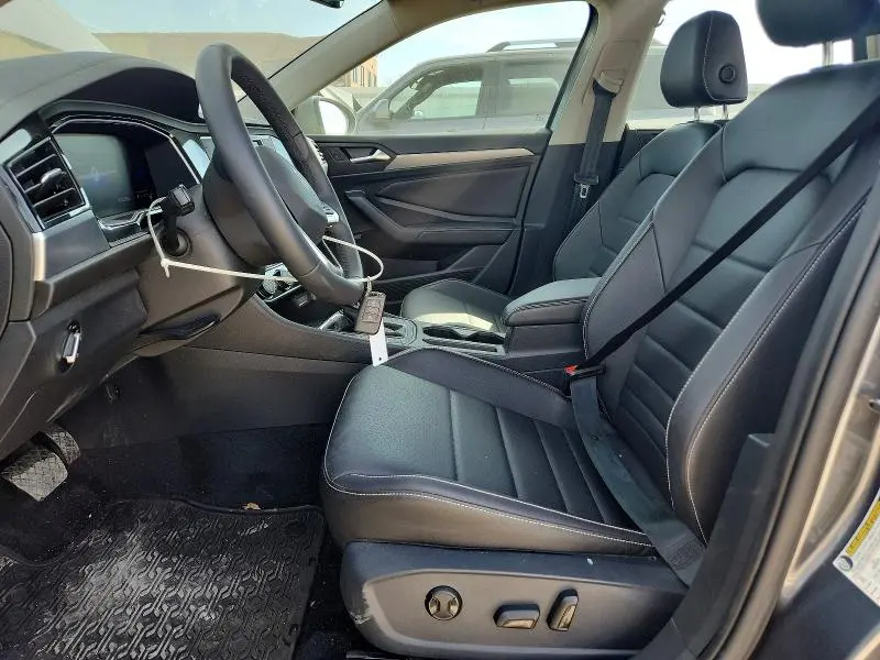 2022 VOLKSWAGEN JETTA SE  