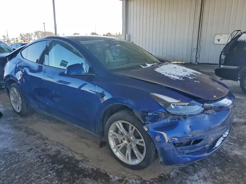 2024 TESLA MODEL Y   