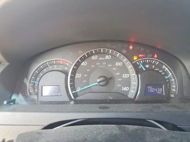 2012 TOYOTA CAMRY LE  