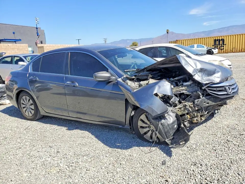 2011 HONDA ACCORD LX  