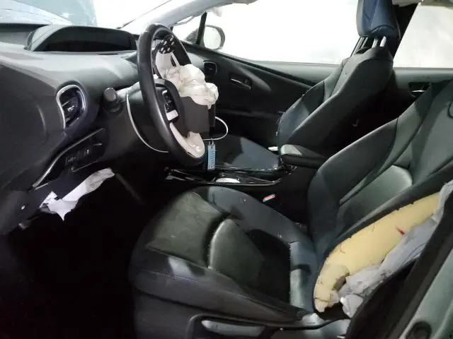 2016 TOYOTA PRIUS   