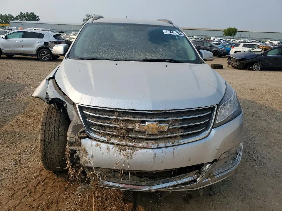 2017 CHEVROLET TRAVERSE LT  