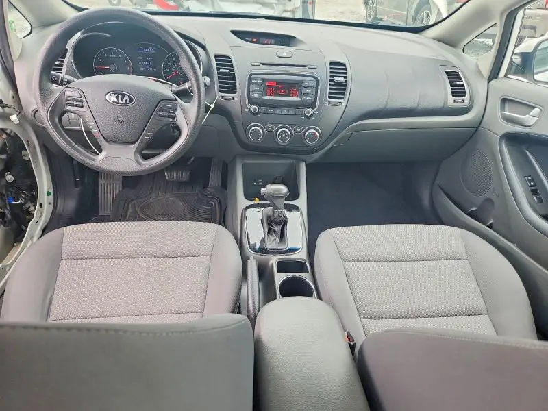 2018 KIA FORTE LX  