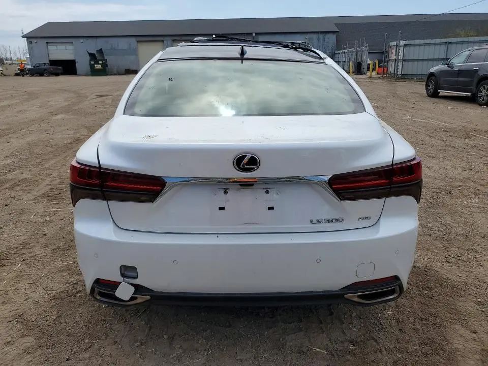 2022 LEXUS LS 500  