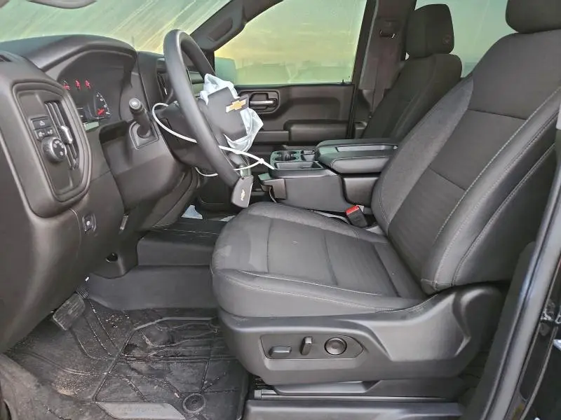 2025 CHEVROLET SILVERADO C1500 CUSTOM  