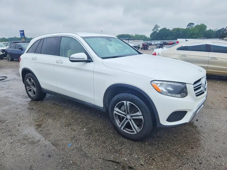 2016 MERCEDES-BENZ GLC 300  