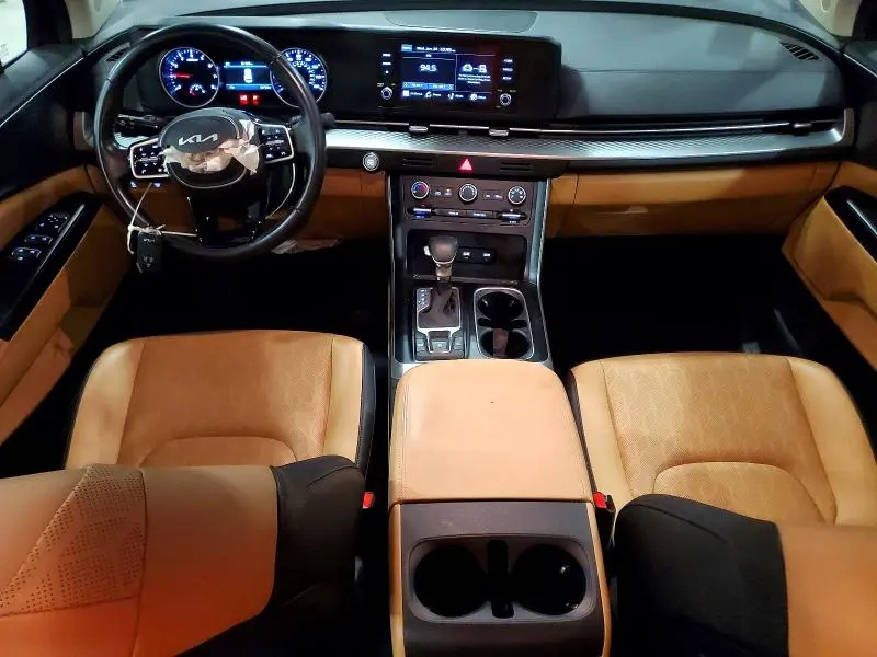 2023 KIA CARNIVAL LX  