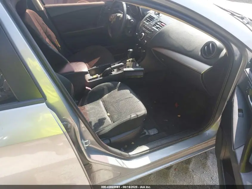 2013 MAZDA MAZDA3 I SPORT