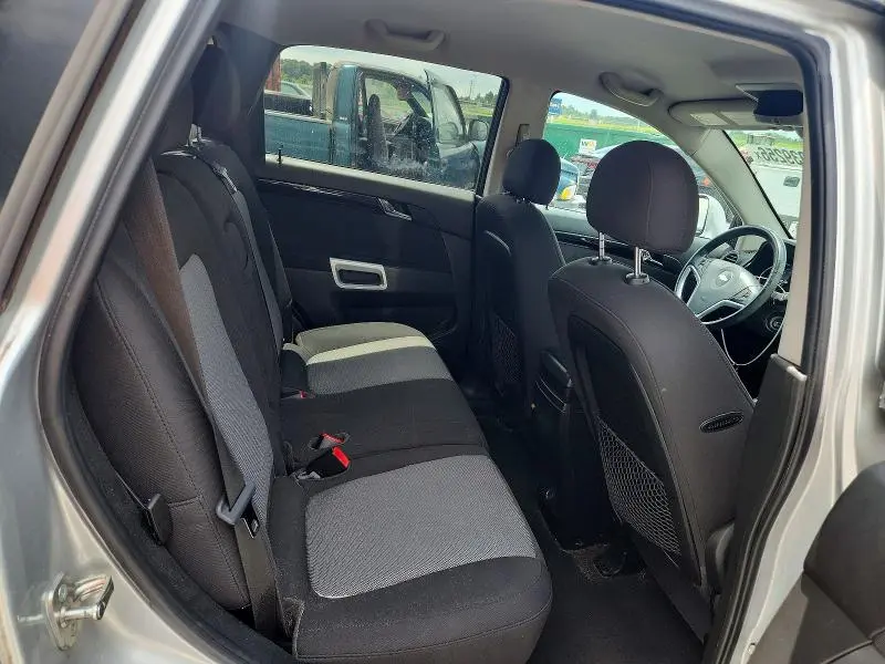 2015 CHEVROLET CAPTIVA LS  