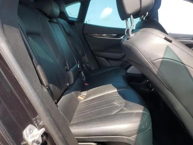 2017 MASERATI LEVANTE S SPORT  