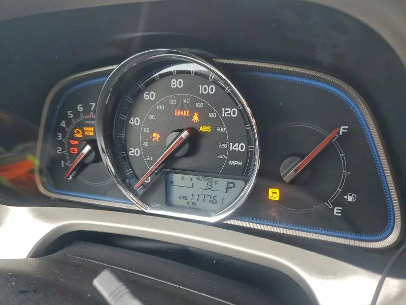 2014 TOYOTA RAV4 LIMITED  