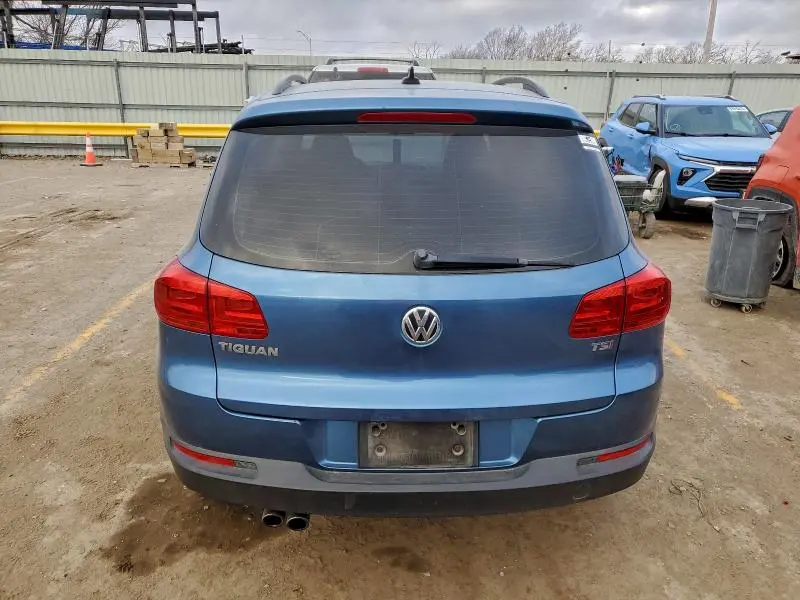 2017 VOLKSWAGEN TIGUAN S  