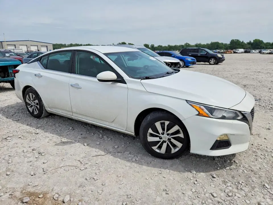 2020 NISSAN ALTIMA S  