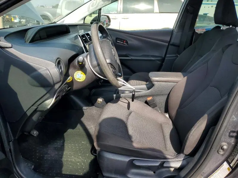 2019 TOYOTA PRIUS LE  