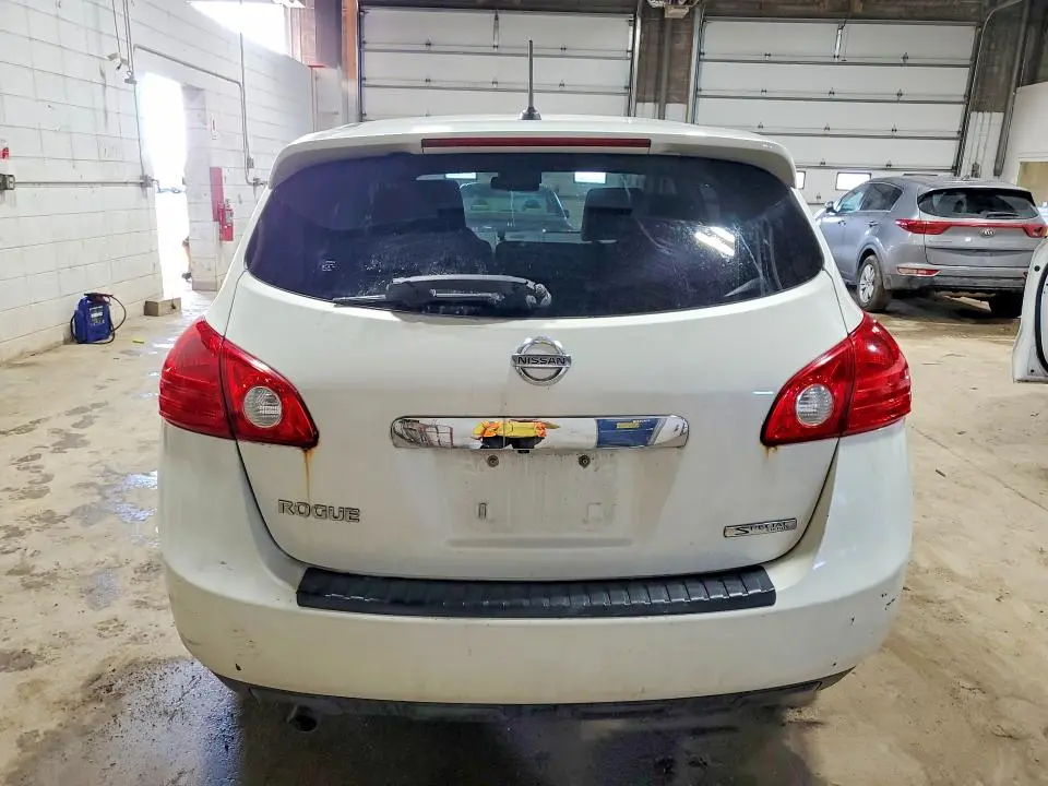 2013 NISSAN ROGUE S  