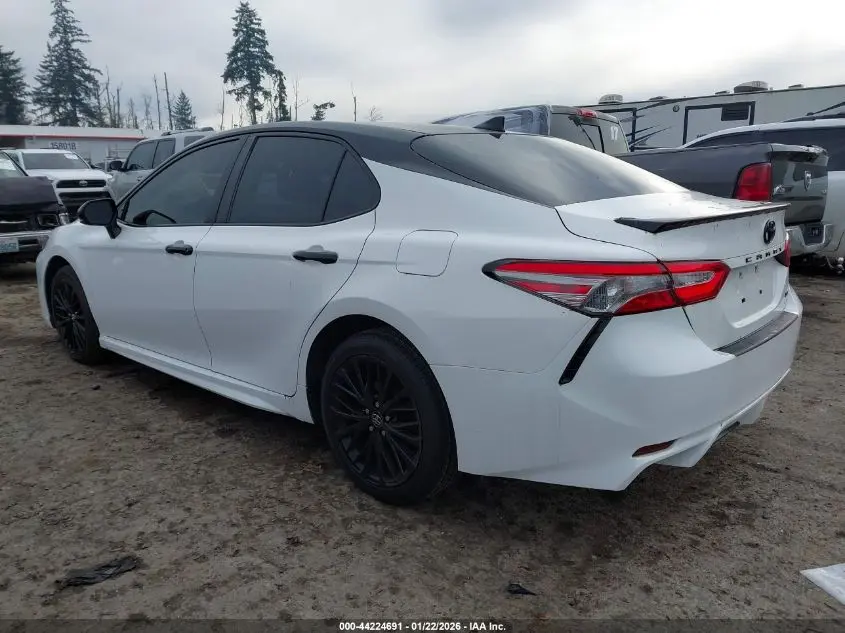 2019 TOYOTA CAMRY SE