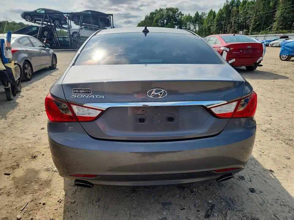2012 HYUNDAI SONATA SE  