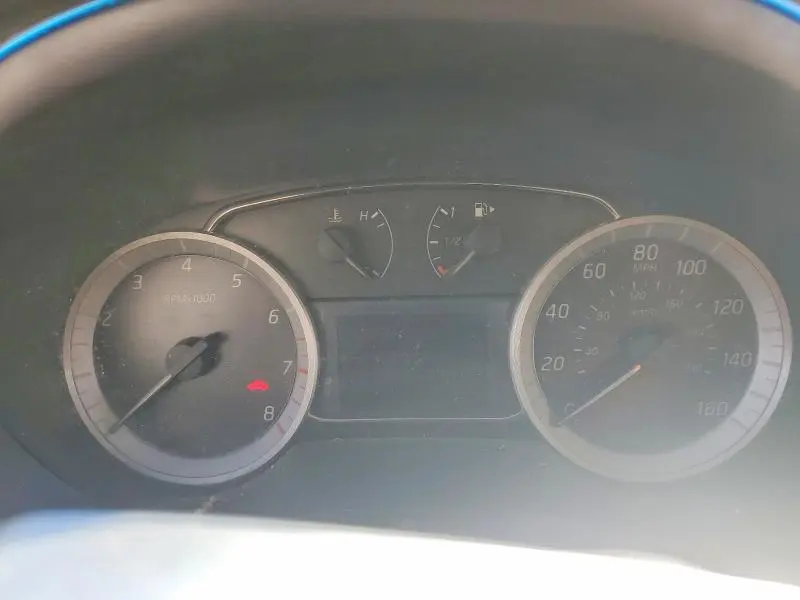 2015 NISSAN SENTRA SV  